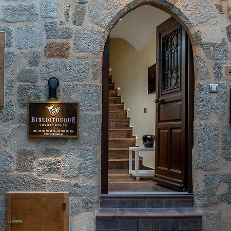 Bibliotheque Apartment Rhodes City Bagian luar foto
