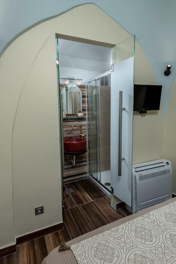 Bibliotheque Apartment Rhodes City Bagian luar foto