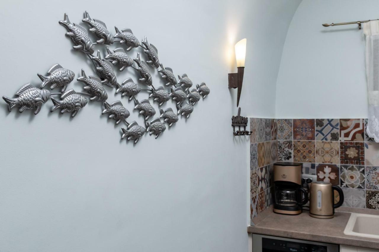 Bibliotheque Apartment Rhodes City Bagian luar foto