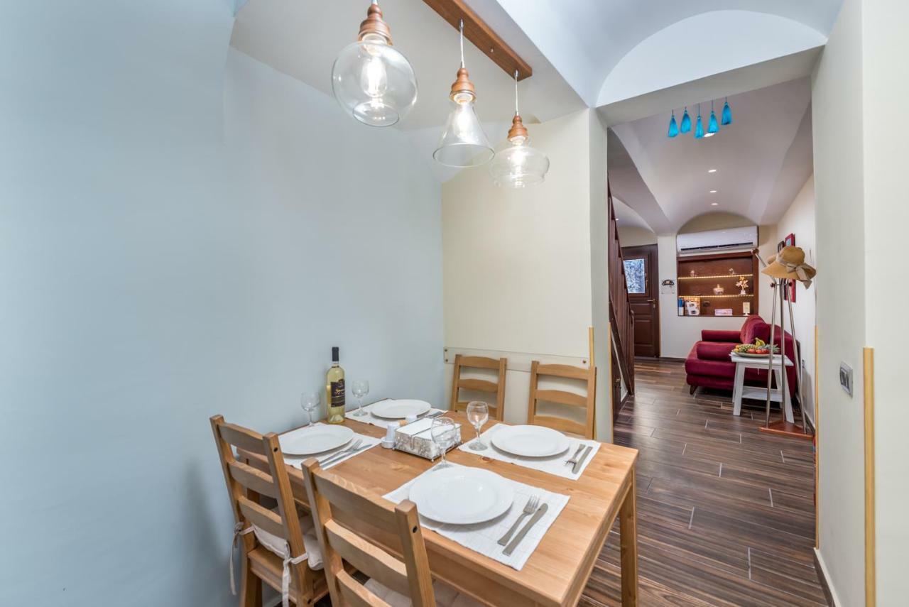 Bibliotheque Apartment Rhodes City Bagian luar foto